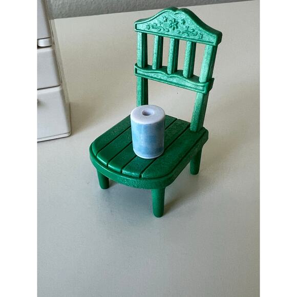 Kitchen Green White Calico Critters Sylvanian Families Mixed Accessory Toy Lot - Picture 7 of 7